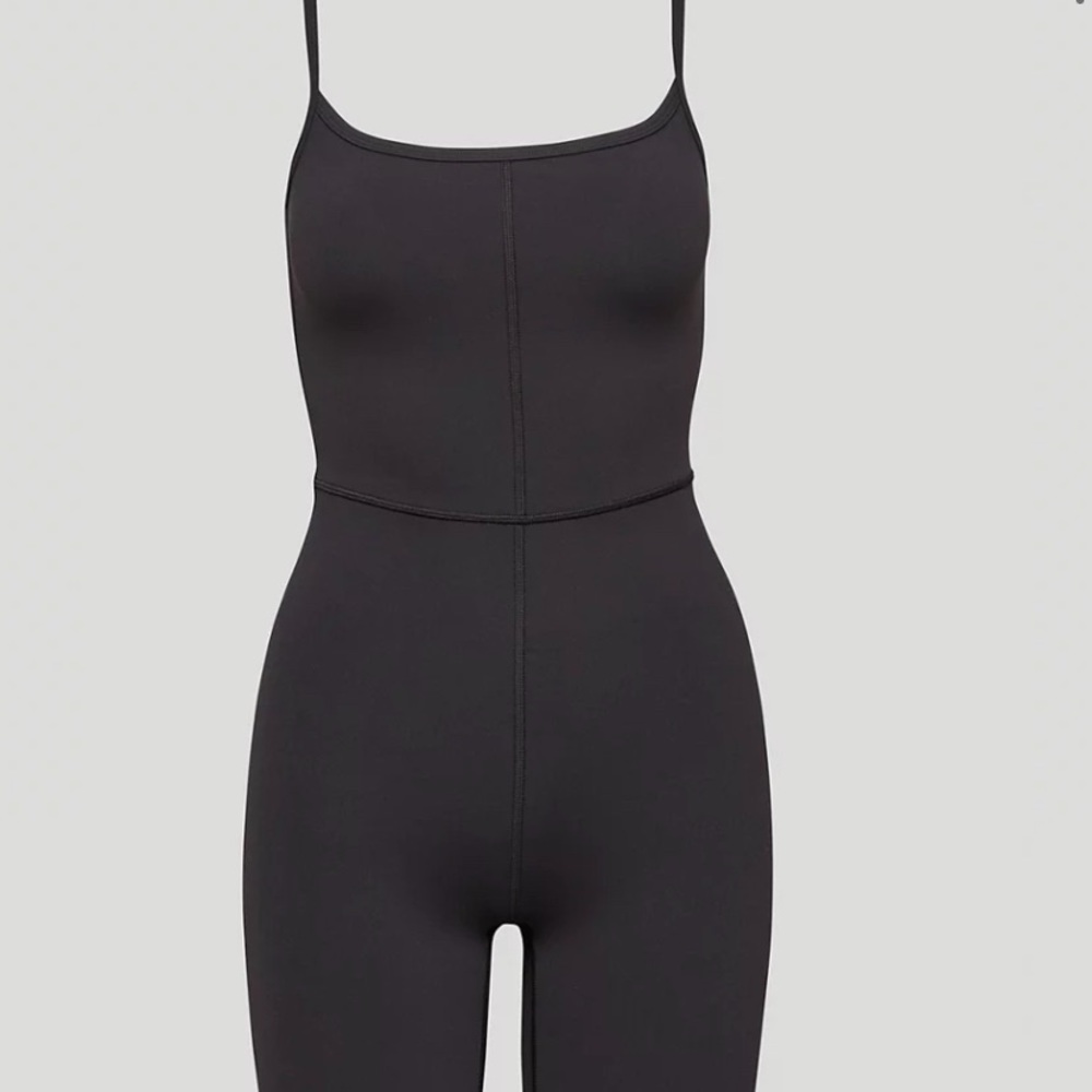 ARITZIA Wilfred Free Divinity 7" Romper USED! XS